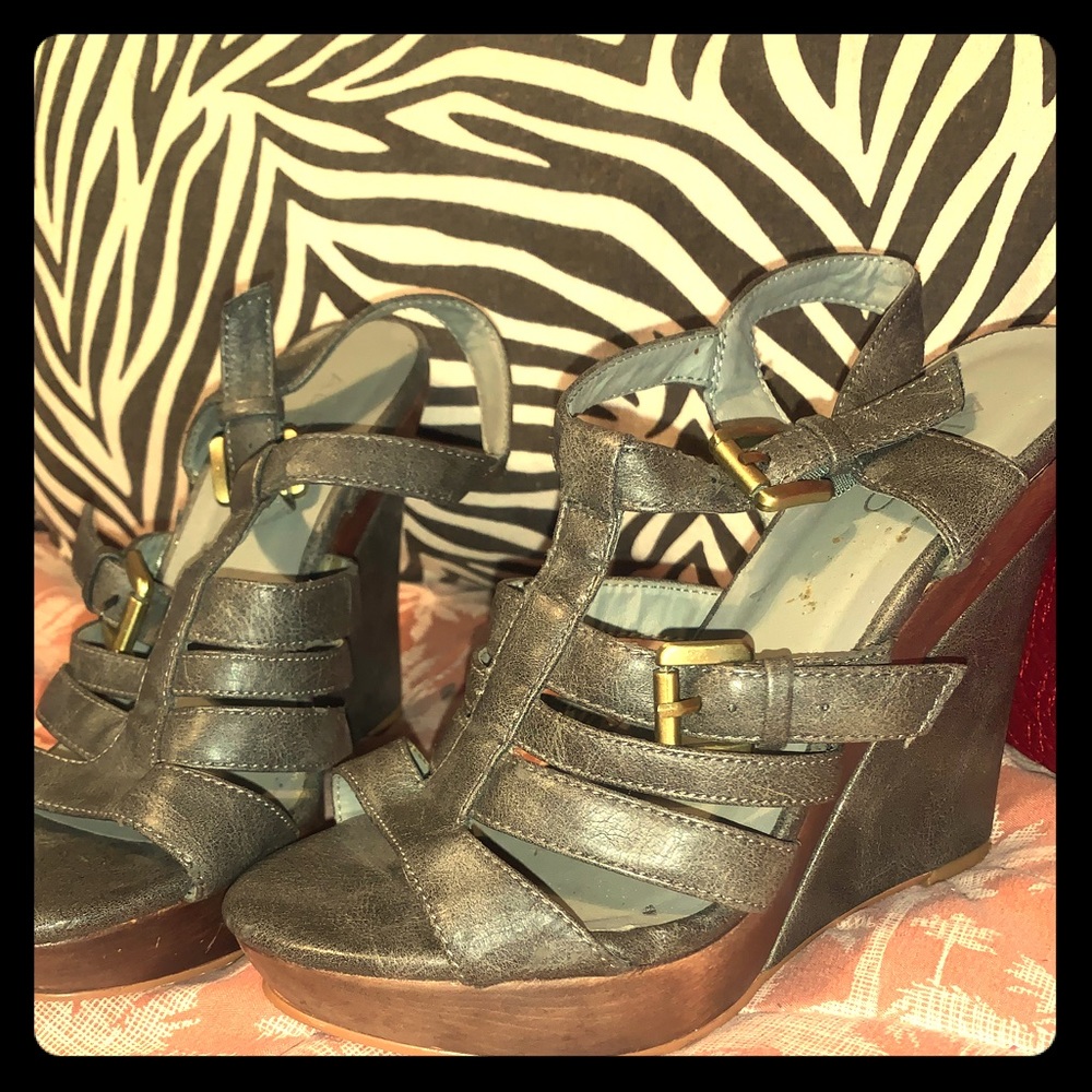 Aldo wedges